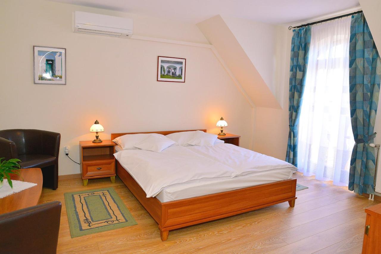 Nyerges Vendegfogado Bed & Breakfast Hegyko Ngoại thất bức ảnh