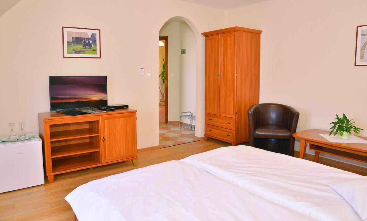 Nyerges Vendegfogado Bed & Breakfast Hegyko Ngoại thất bức ảnh